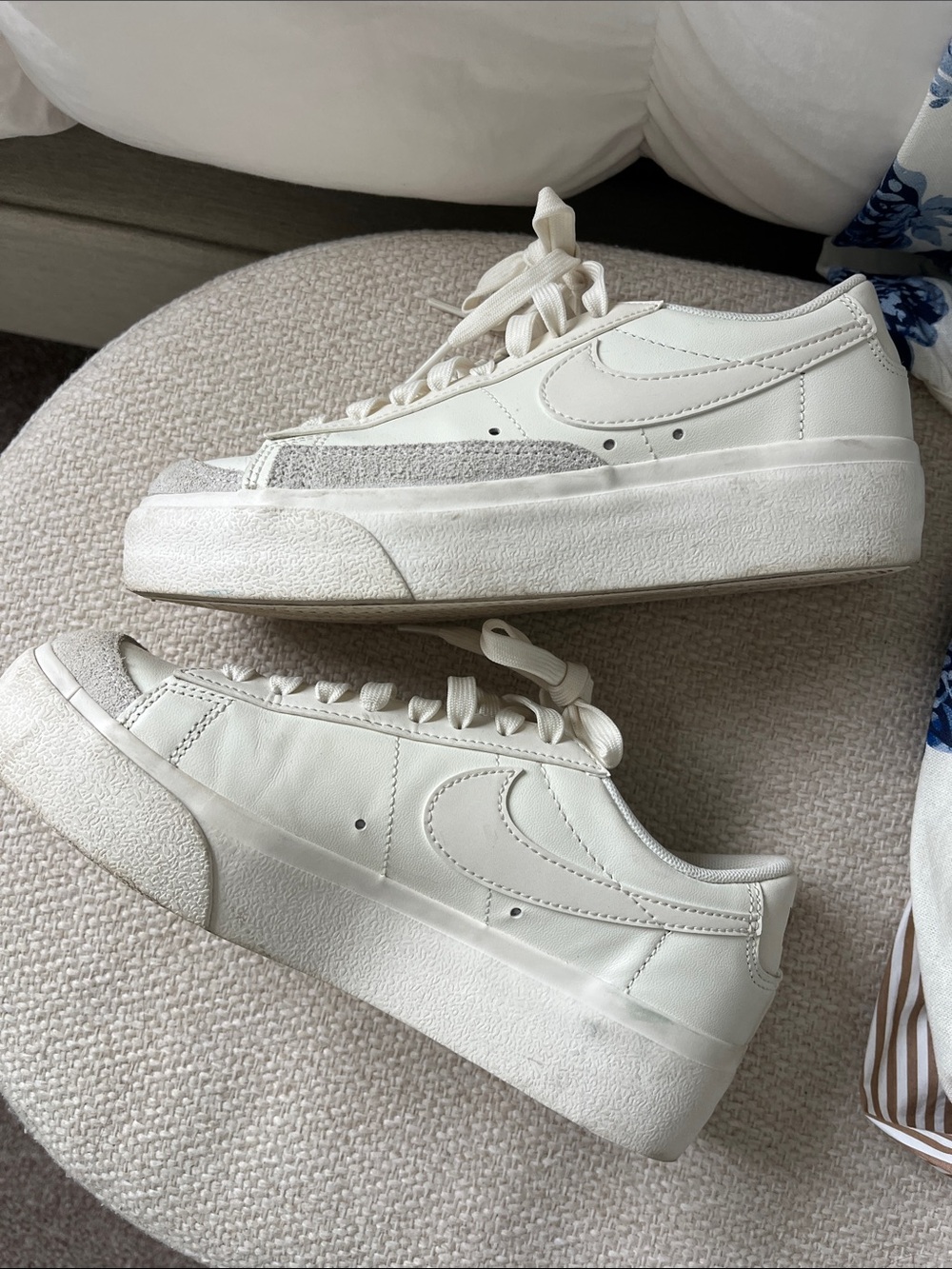 Nike shoes women’s 6